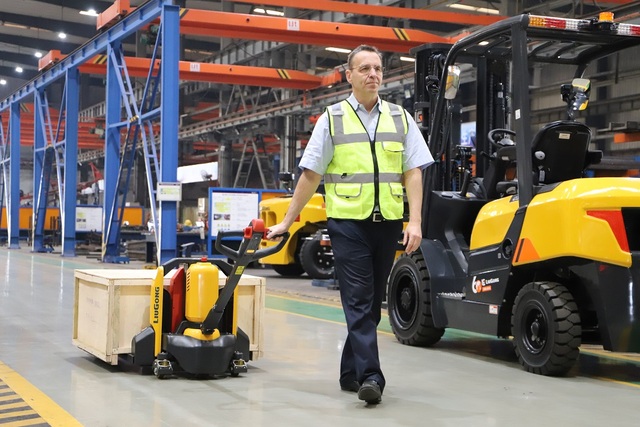 CLG2015/20L 電動(dòng)搬運(yùn)車(chē)